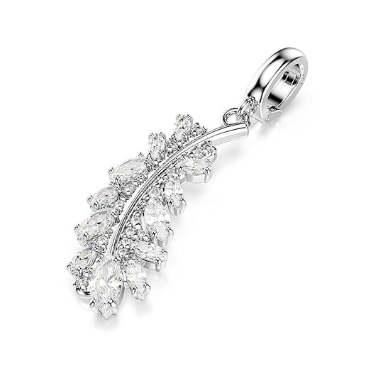 Charm Vienna, Tallas mixtas, Pluma, Blanco, Baño de rodio