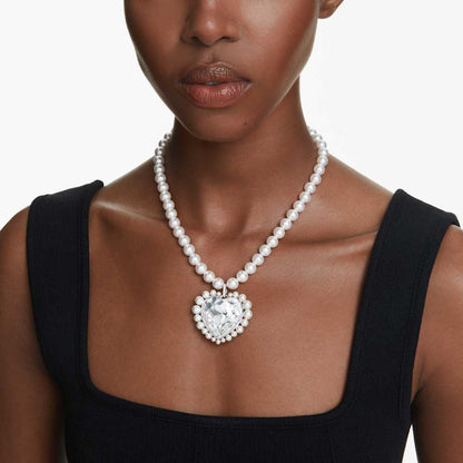 Collar Ariana Grande x Swarovski, Crystal Pearl, Talla de corazón, Corazón, Blanco, Baño de rodio
