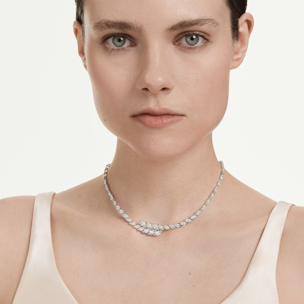 Collar Mesmera, Talla marquisa, Blanco, Baño de rodio