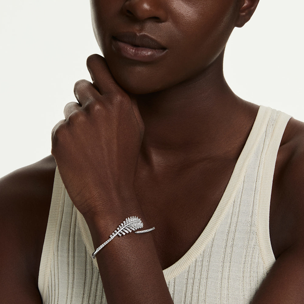 Brazalete Vienna, Tallas mixtas, Pluma, Blanco, Baño de rodio